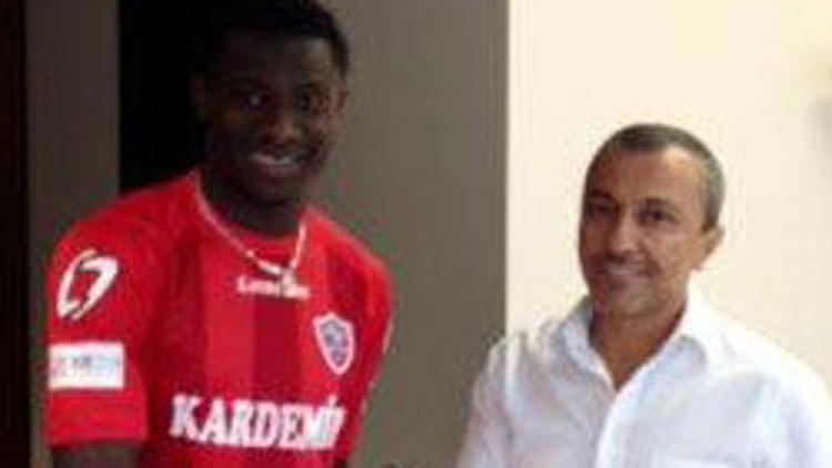 Karabükspor Bremenli Akpala'yı aldı