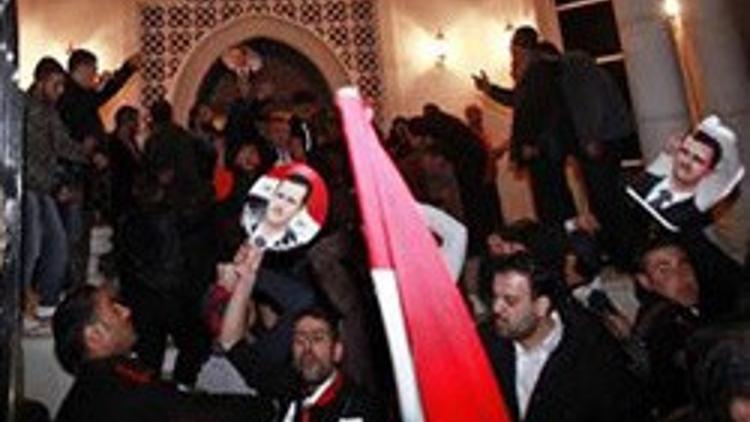 Suriye'ye nota verildi, Türk diplomatların aileleri yurda döndü