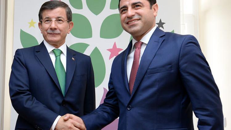 Davutoğlu, HDP liderine 'Selahattin' dedi mi?