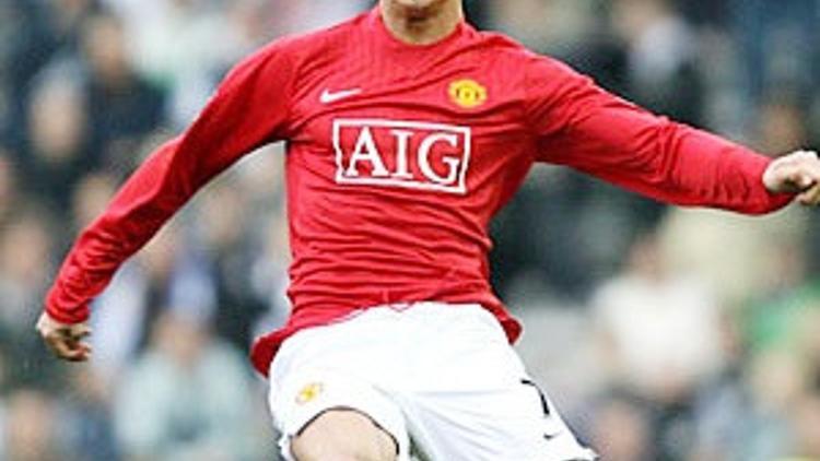 Ronaldo imzaladı