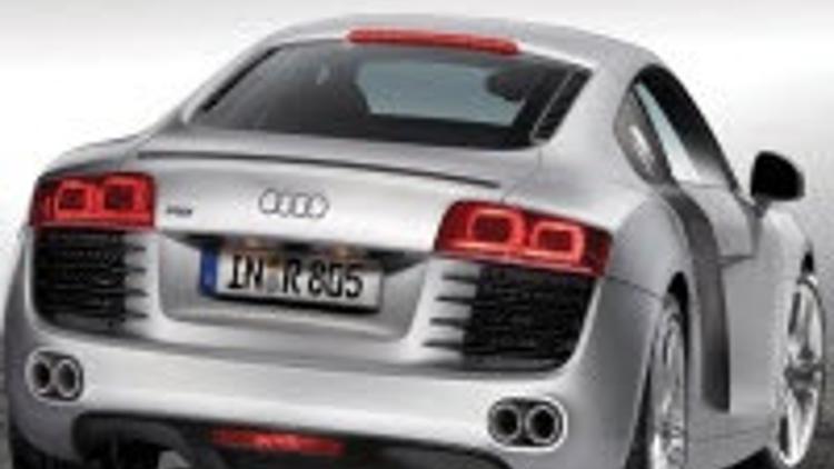 Audi'den müthiş bir R8