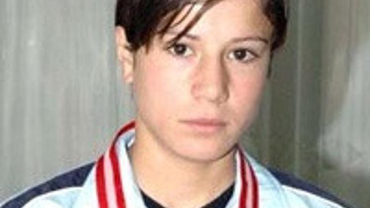 Gülcan Avrupa Şampiyonu oldu