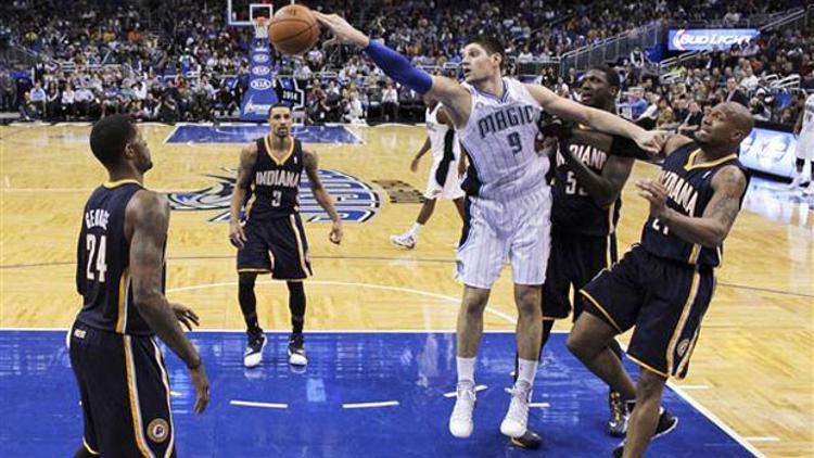 Orlando Magic bir sayı farkla
