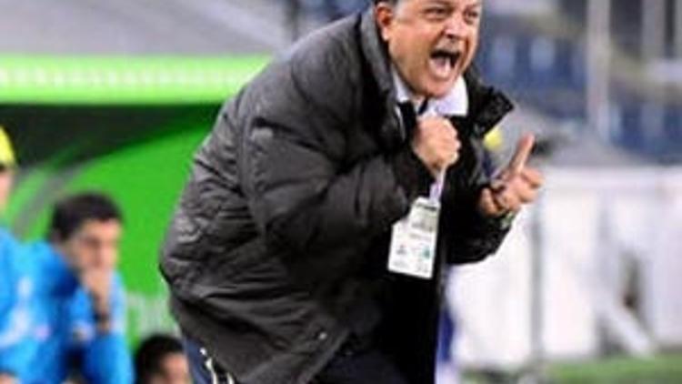 Yılmaz Vural'dan hakeme tepki