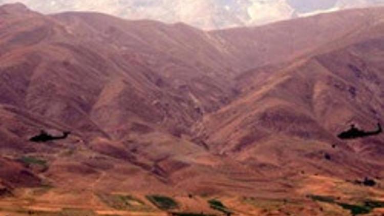 Hakkari'de 4 asker şehit