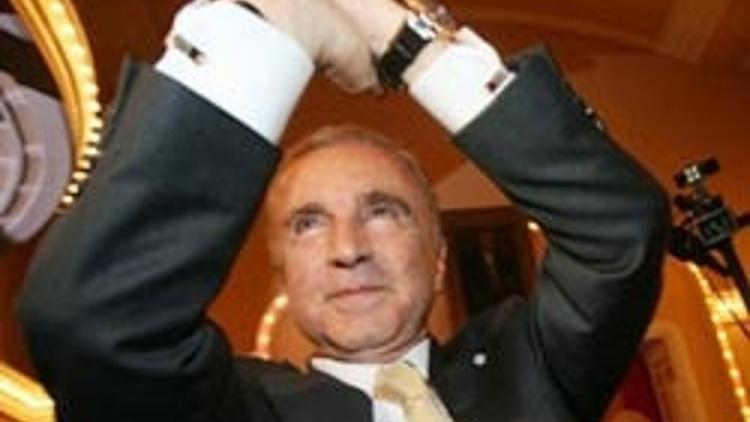 Galatasaray'ın yeni başkanı Ünal Aysal