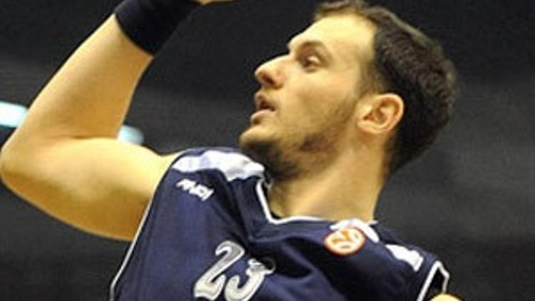 Cimbom Efes’ten Ermal’i aldı