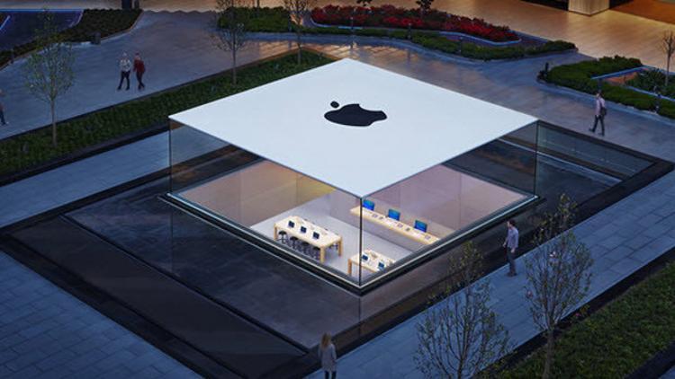 Apple İstanbul'da ikinci mağazasını Akasya Alışveriş Merkezi'ne açıyor