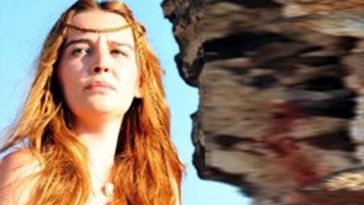Fransa'nın ayakta alkışladığı Türk kızı Naz