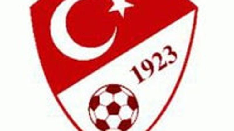Mahmut Özgener kaza geçirdi