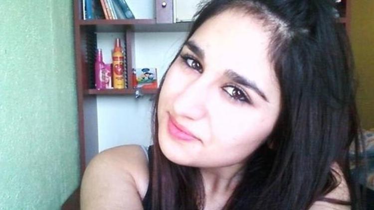 Ailesini uyandıramadı yanan eve girdi