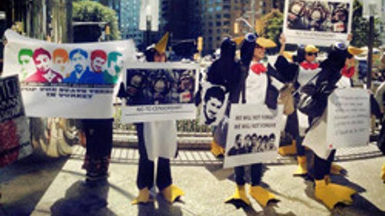 Gül'e New York'ta Gezi protestosu