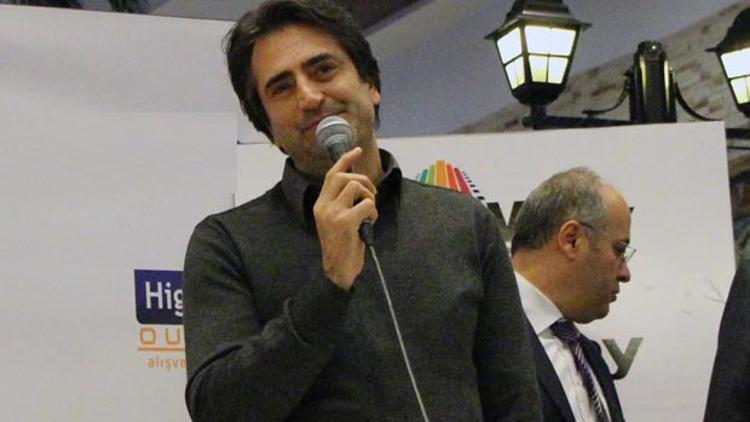 Mahsun Kırmızıgül hayranlarını üzdü
