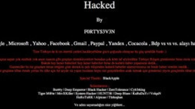 Türk hacker'lar com.tr uzantılı sitelere saldırdı