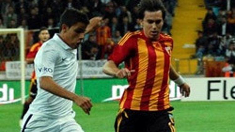 İlk maçında yenildi