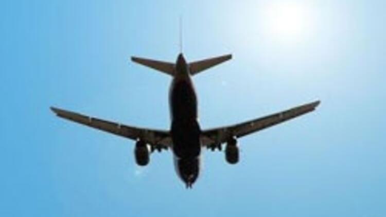Suriye hava sahasını Türk uçaklarına kapadı