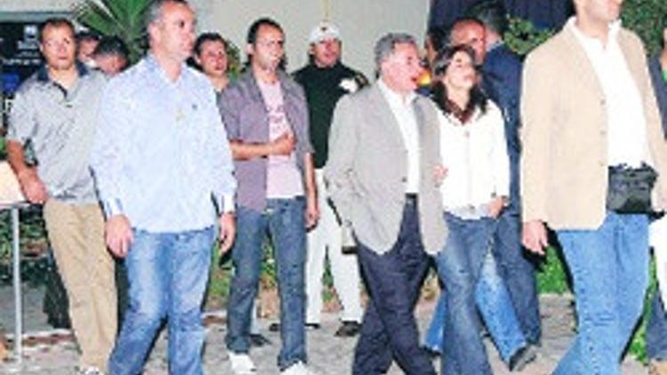 Aşırı korumaya tatilciden isyan