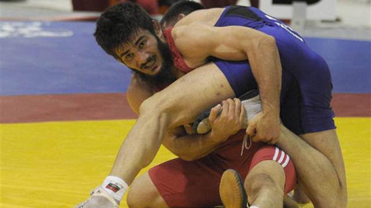 Taha Akgül finalde