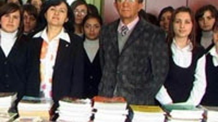 “Çocuklarım üşüyor, bot ve mont gönderin”