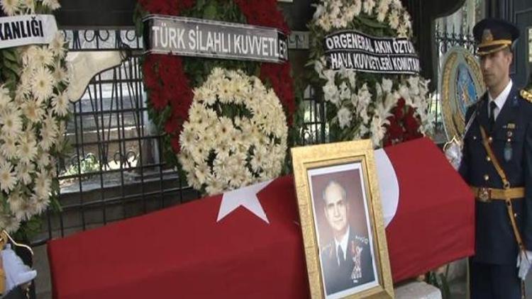 Tahsin Şahinkaya toprağa verildi