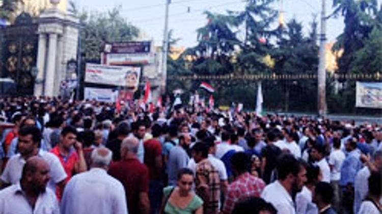 Taksim'de Mısır protestosu
