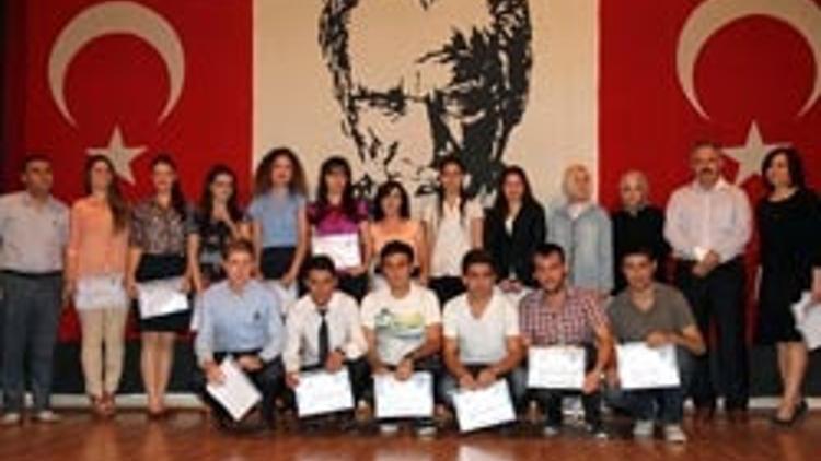 Sosyal bilgiler öğretmeninden sosyal proje