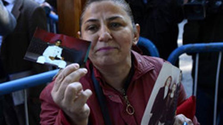 Serbest kalanlar, ceza alanlar