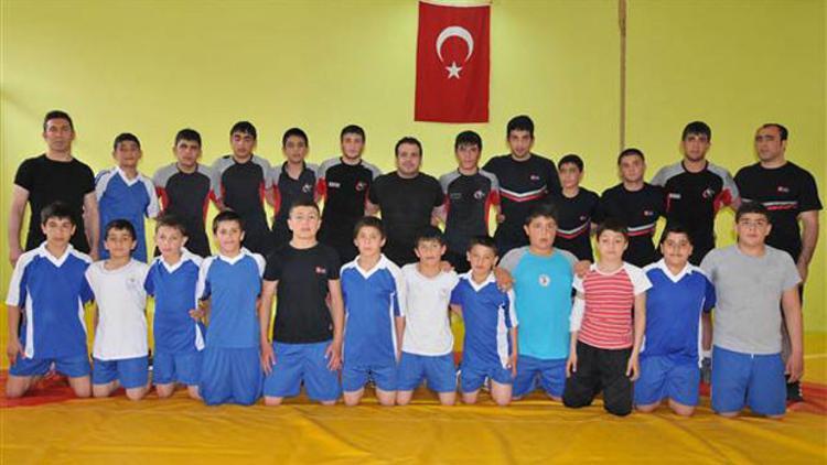 "Pehlivanlar diyarı" yeni şampiyonlar çıkarmak istiyor