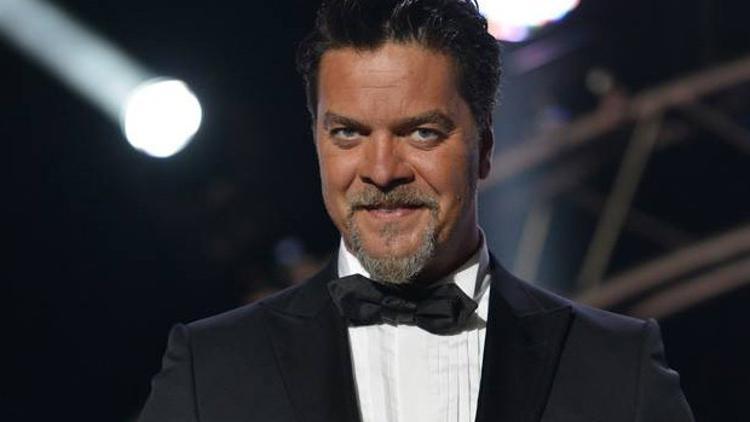 Beyaz Show izle 9 Ocak Cuma günkü konukları (Kanal D)