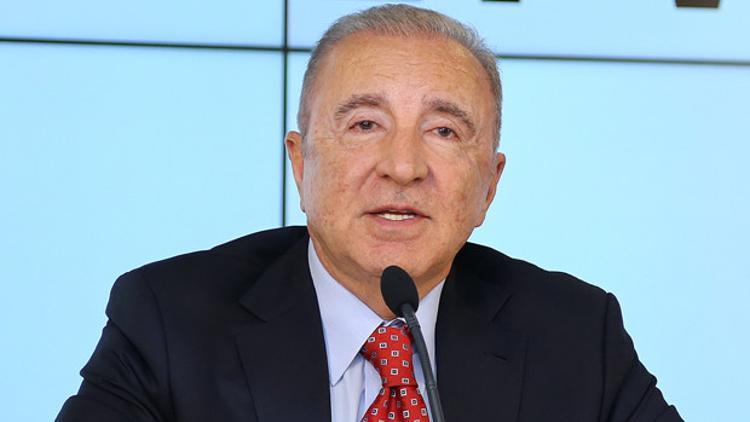 Ünal Aysal'dan "Bir kova buz kampanyası"na destek