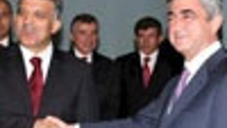 Armenia party threatens to quit government over Turkey ties