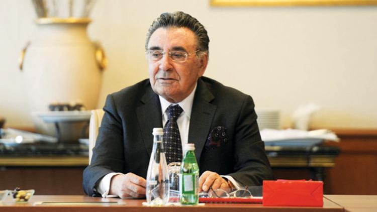 Aydın Doğan: ‘Bütün partilere mesafemiz eşit’