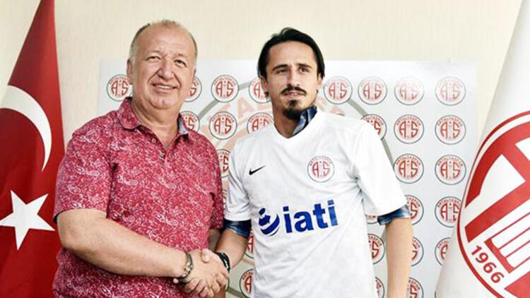 Antalyaspor Serdar Özkanla imzaladı