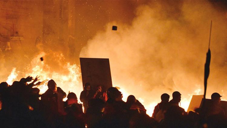 Ukrayna’da ekonomi alev alev