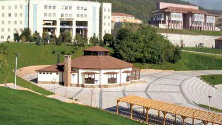 Üniversiteler rektörünü seçiyor