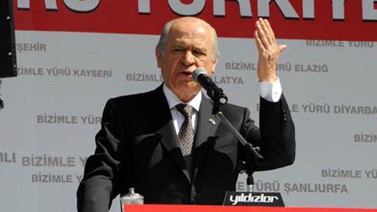 Bahçeli'den Cumhurbaşkanı Erdoğan'a Kürtçe Kur'an tepkisi: Bu nasıl bir edepsizliktir?