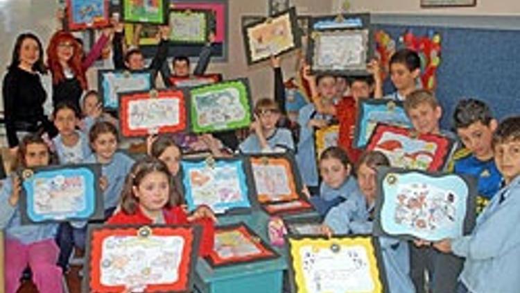 Öğrencilere karikatürlü ders