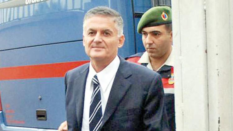 Cemaat TSK’da at koşturuyor