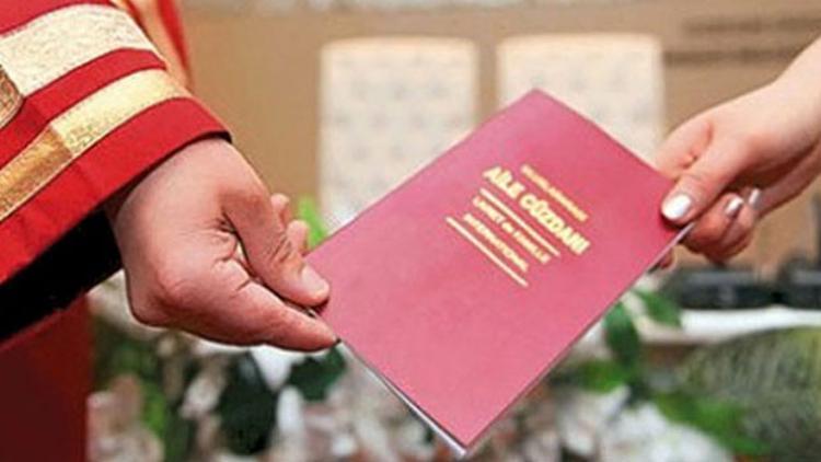 AYM'nin imam nikahıyla ilgili kararına tepkiler: Çocuk evliliğini cesaretlendirmesin