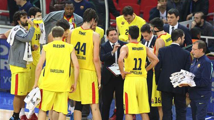 Anadolu Efes: 84 - Barcelona: 89