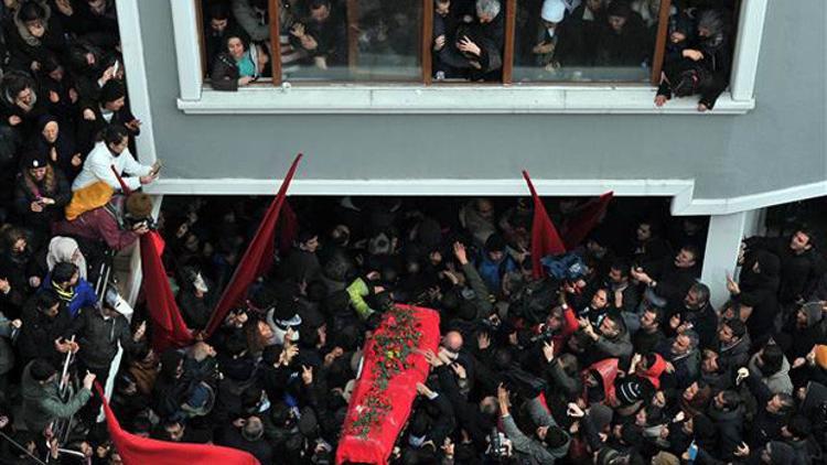 Türkiye Berkin'e ağlıyor