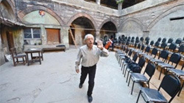 Ülkemiz büyük bir hapishane