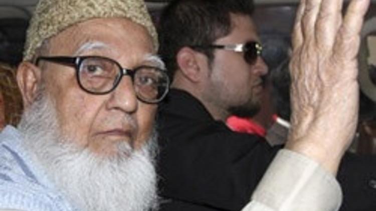 Bangladeş'le Gulam Azzam krizi