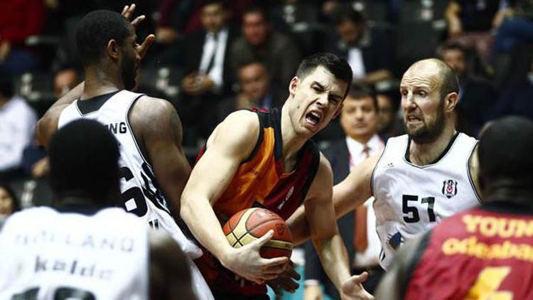 Beşiktaş Integral Forex: 64 - Galatasaray Liv Hospital: 65