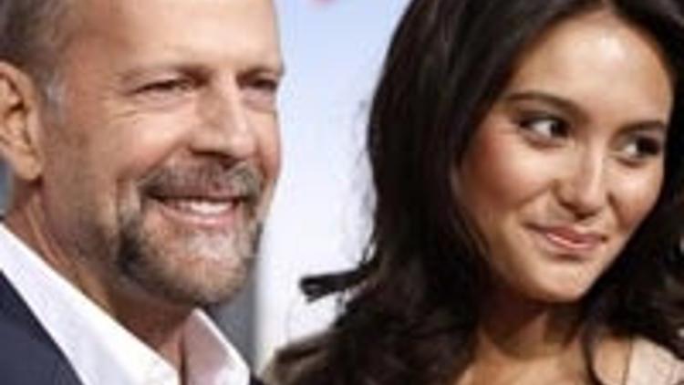 Bruce Willis evlendi
