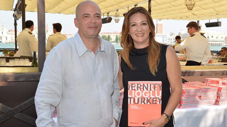 'Saydamlık ve Modernite'nin lansmanı Venedik'te yapıldı