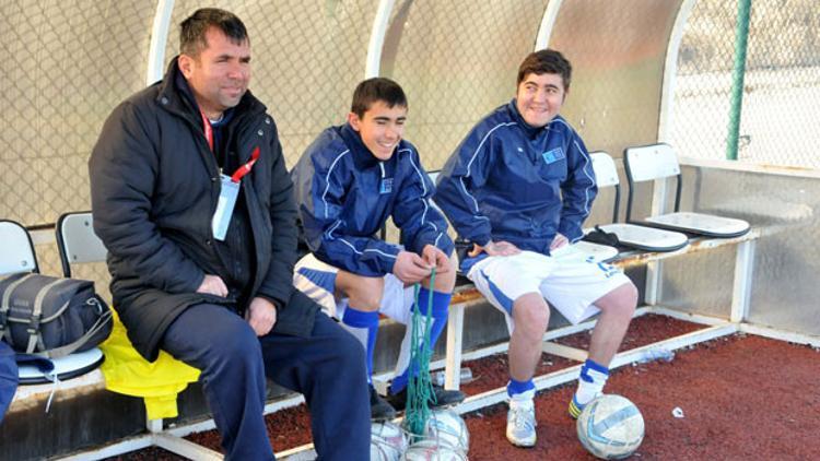 Spor onun her şeyi