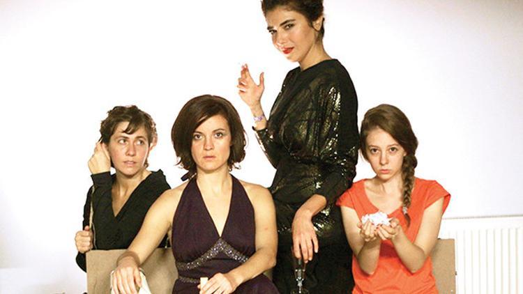 Tiyatrocular gece kulübüne sızdı