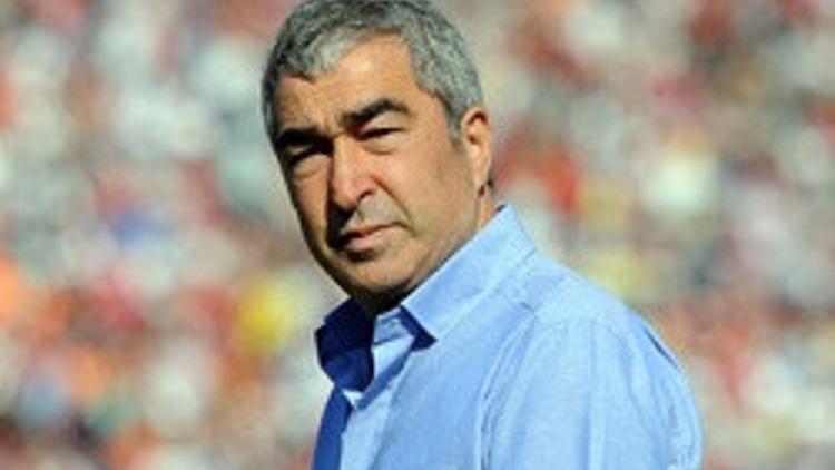 Beşiktaş ile Samet Aybaba'nın yolları resmen ayrıldı
