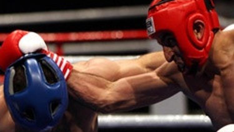 Low Kick'te Mahmut Erdem finale yükseldi
